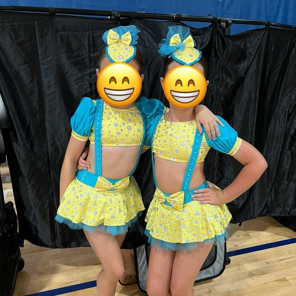 Girls Glamour Costume - Picture 4 of 6